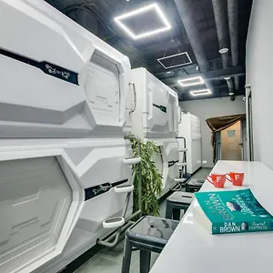 Moonotel Maidan Otel